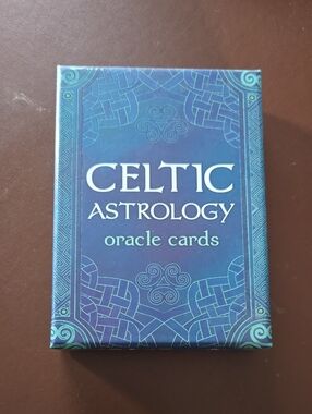 Celtic Astrology Oracle Cards - Lo Scarabeo